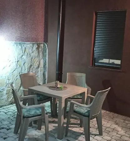 Kata アパート ズラティボール