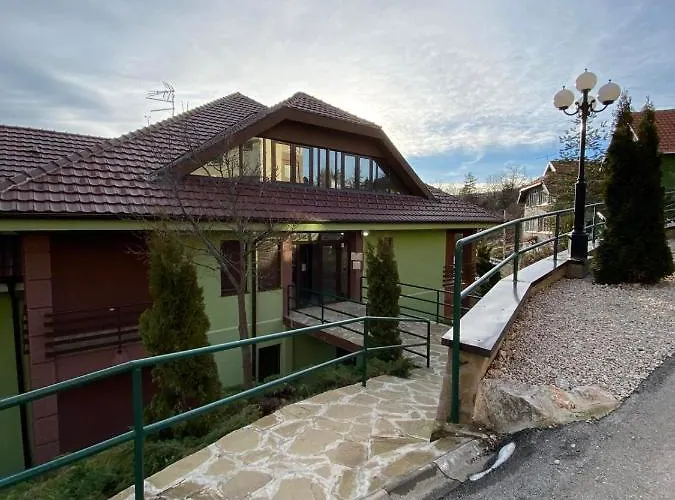 Kata Διαμέρισμα